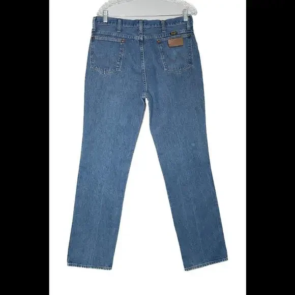 Wrangler Mens Jeans Blue Denim Cotton Straight Medium Wash Zip Mid Rise Size 35 - Picture 3 of 5
